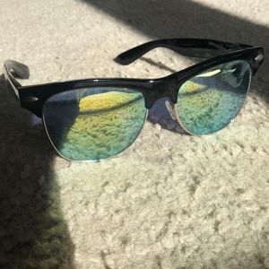 CLUBMASTER SUNGLASSES